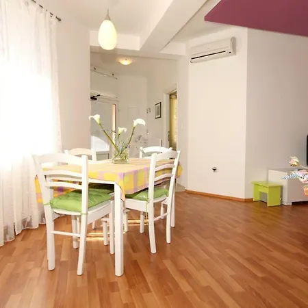 Apartments By The Sea Artatore, Losinj - 8023 Apartment