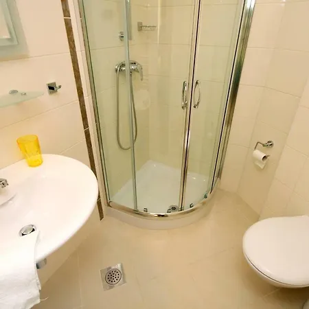 Apartment Apartments By The Sea Artatore, Losinj - 8023 Cunski