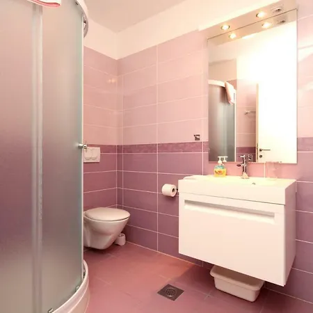 Apartments By The Sea Artatore, Losinj - 8023 Apartment Cunski