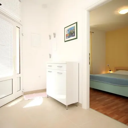Apartments By The Sea Artatore, Losinj - 8023
