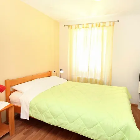 Apartments By The Sea Artatore, Losinj - 8023 Apartment *